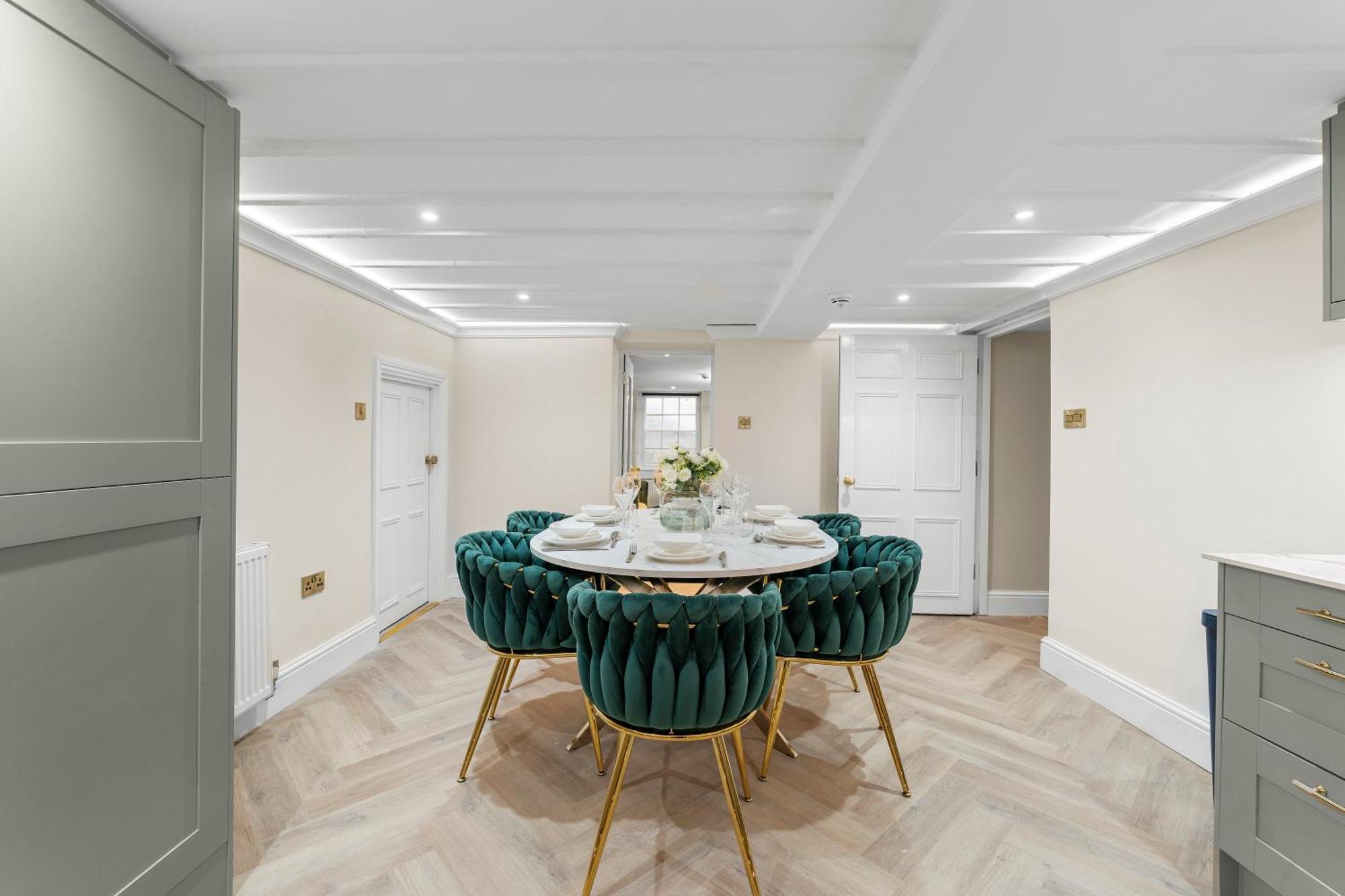 Apartamento 5 Star Lux Abode In - Games Bath