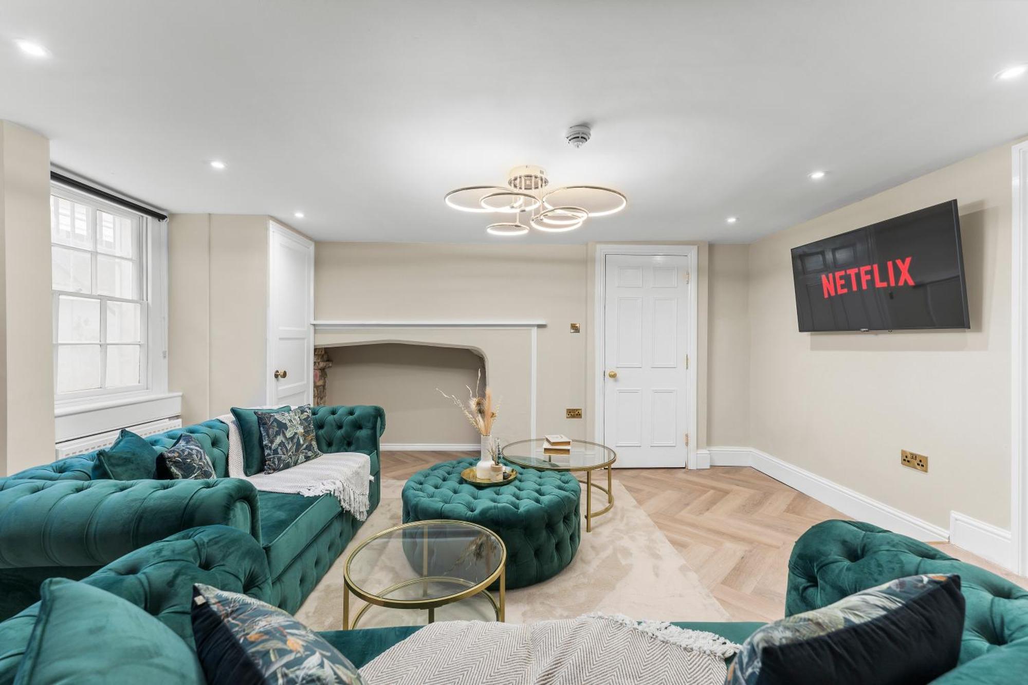 5 Star Lux Abode In - Games Apartamento